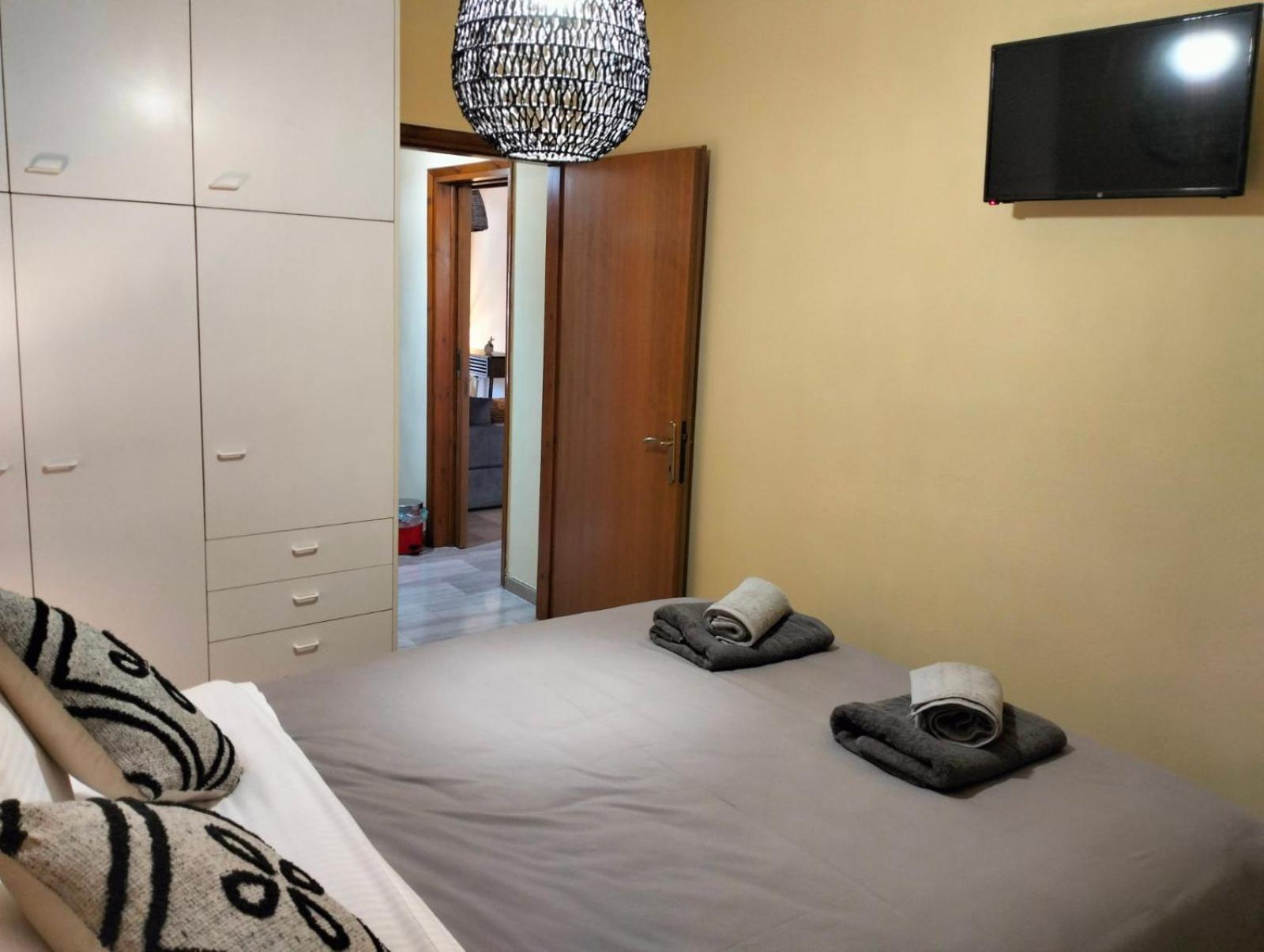 Helens Apartment Толон Экстерьер фото
