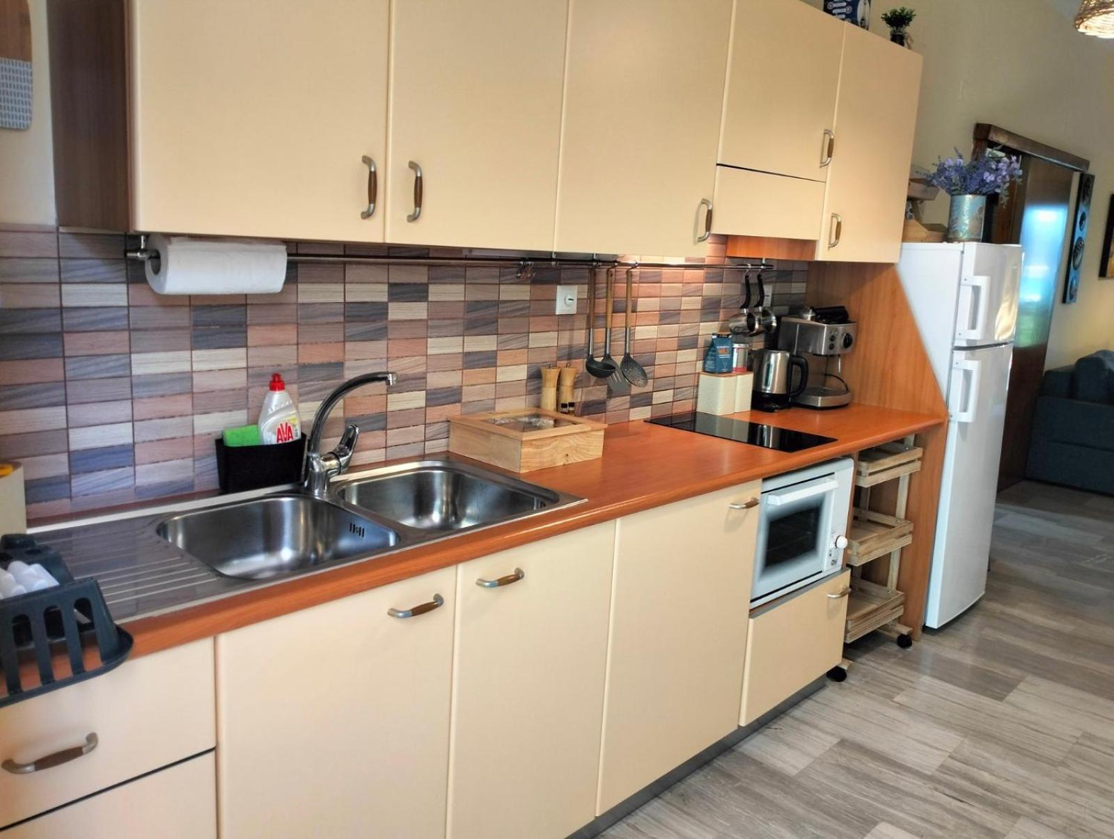 Helens Apartment Толон Экстерьер фото